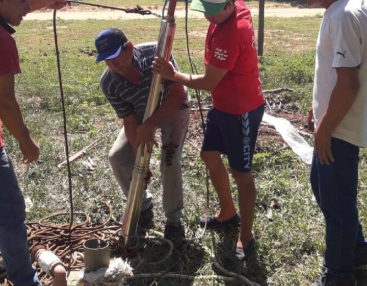 Con aportes hechos por la Entidad Binacional, pobladores de Isla Apipe vuelven a tener agua