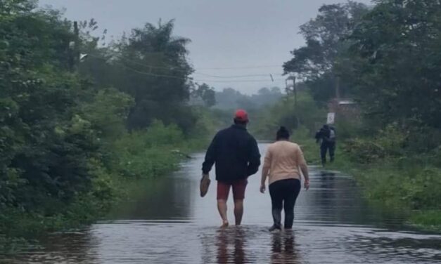SOCIEDAD: San Luis del Palmar: 150 personas evacuadas  por la crecida del Riachuelo