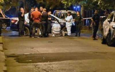 Un policía murió de un disparo en la cabeza cuando se enfrentó con delincuentes