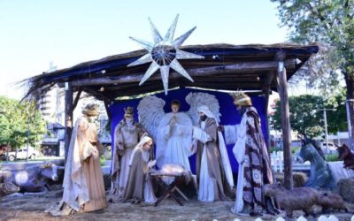 Con un pesebre autóctono, árboles y decoraciones, Corrientes se prepara para recibir la navidad