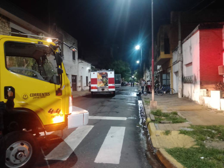 Corrientes: Un espiral encendido provocó el incendio de una casa