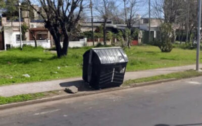 Encontraron seis fetos dentro de frascos de vidrio en un contenedor de basura en Avellaneda