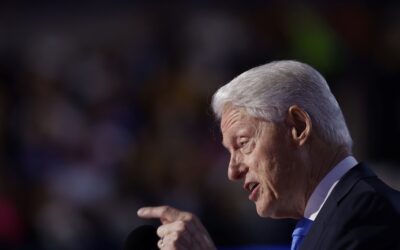 Internaron Bill Clinton, ex presidente de Estados Unidos