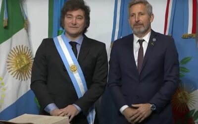 Alerta para el PRO: un gobernador se acerca a Javier Milei y avanza en un acuerdo electoral para 2025