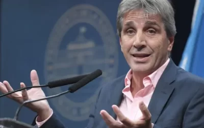 Dólares «del colchón»: Luis Caputo anticipó que impulsará la baja de dos impuestos clave