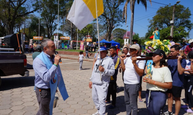 Peregrinos de Scorza Cué llegaron a los pies de María