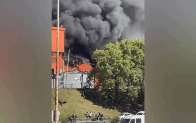 Incendio en una fábrica textil de un predio industrial de La Matanza
