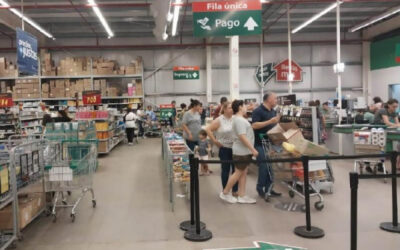 ¿Cuánto gasta por mes una familia correntina en mercaderías?